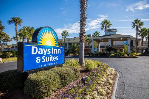 Days Inn & Suites by Wyndham Jekyll Island - image 33