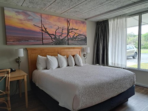 Days Inn & Suites by Wyndham Jekyll Island - image 48