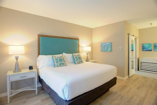 Beachview Club Hotel - image 28