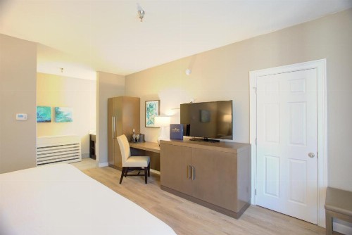 Beachview Club Hotel - image 6