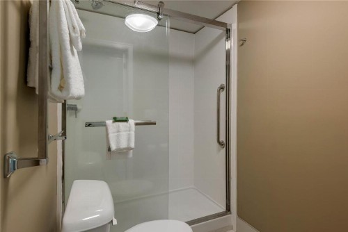 Seafarer Inn & Suites Ascend Hotel Collection - image 23