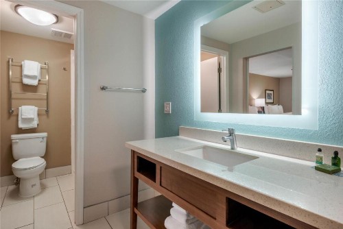 Seafarer Inn & Suites Ascend Hotel Collection - image 36