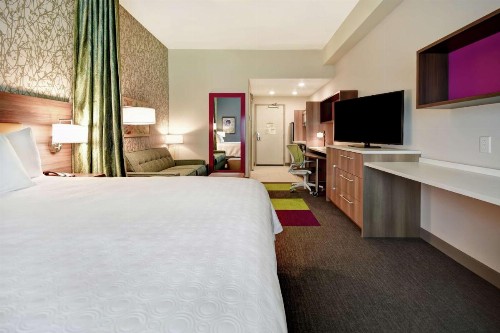 Home2 Suites By Hilton Jekyll Island - image 2