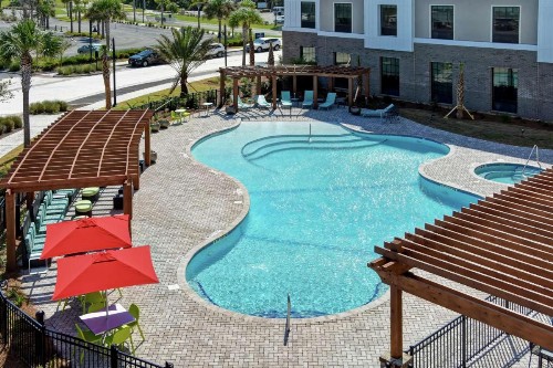 Home2 Suites By Hilton Jekyll Island - image 7