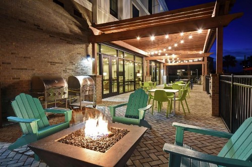 Home2 Suites By Hilton Jekyll Island - image 8