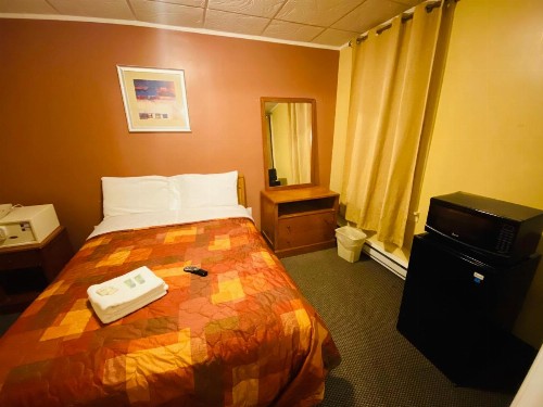 Haiban Inn Jersey City - image 10