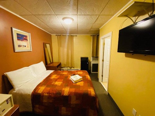 Haiban Inn Jersey City - image 11