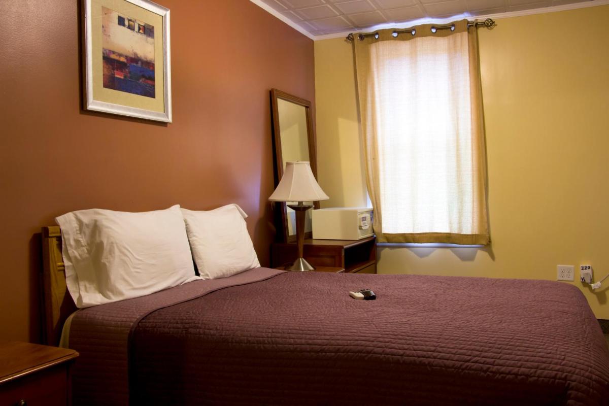 Haiban Inn Jersey City - image 5