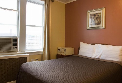 Haiban Inn Jersey City - image 6
