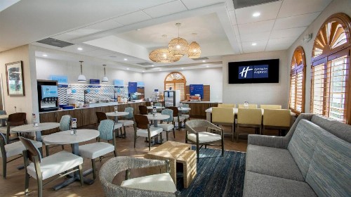 Holiday Inn Express North Palm Beach-Oceanview an IHG Hotel - image 43