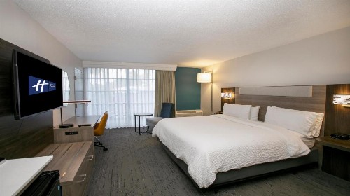 Holiday Inn Express North Palm Beach-Oceanview an IHG Hotel - image 50