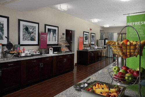 Hampton Inn Juno Beach - image 2