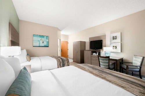Best Western Intracoastal Inn - image 2