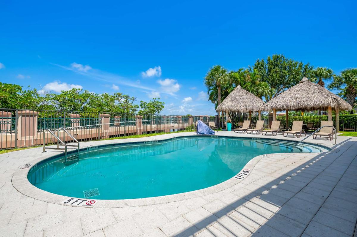 Best Western Intracoastal Inn - image 7