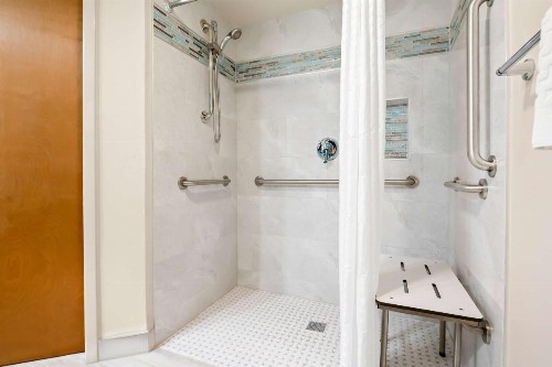 Best Western Intracoastal Inn - image 9