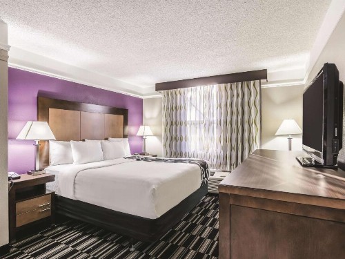 La Quinta Inn by Wyndham Jupiter - image 10