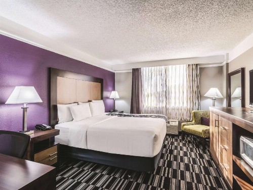 La Quinta Inn by Wyndham Jupiter - image 15