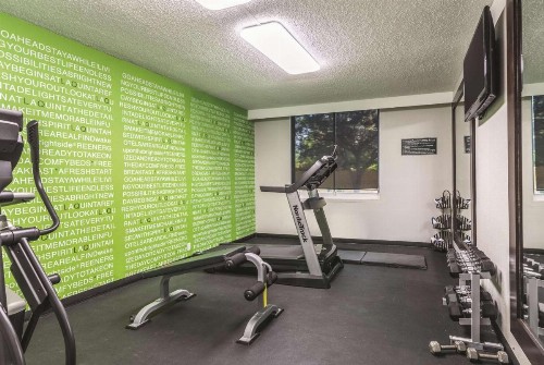 La Quinta Inn by Wyndham Jupiter - image 25
