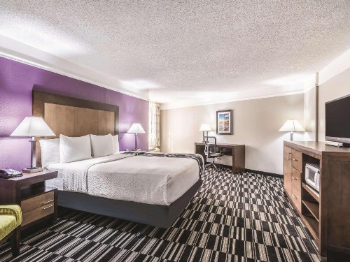 La Quinta Inn by Wyndham Jupiter - image 29