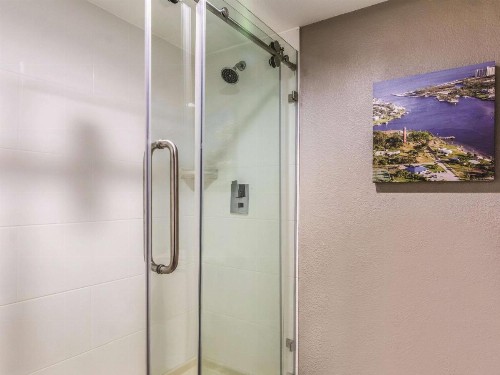 La Quinta Inn by Wyndham Jupiter - image 35