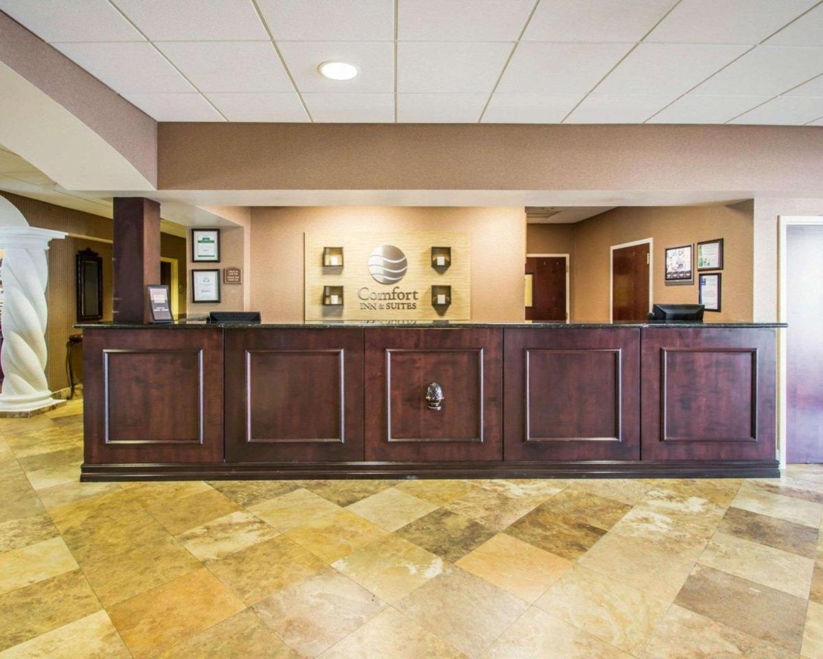 Comfort Inn & Suites Jupiter I-95 - image 6