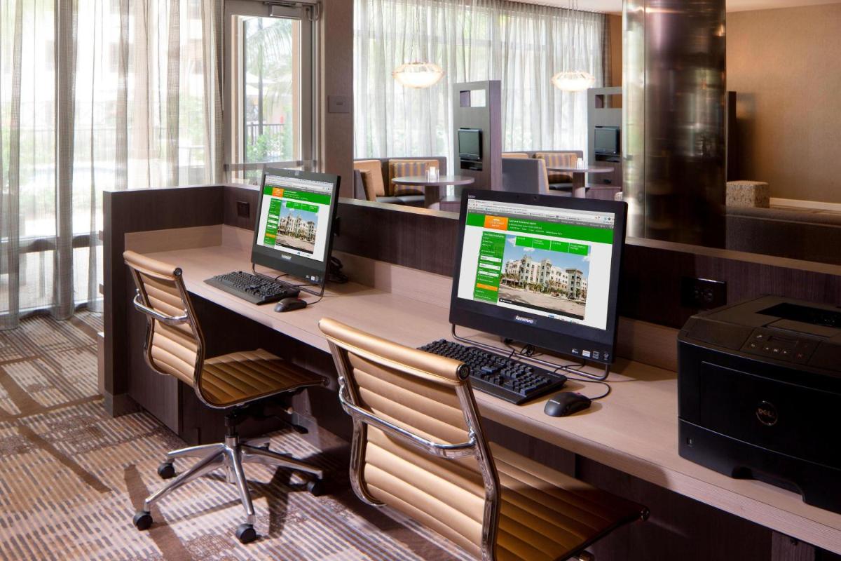 Courtyard by Marriott Palm Beach Jupiter - image 2
