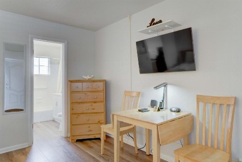 Tequesta Palms Inn - image 15
