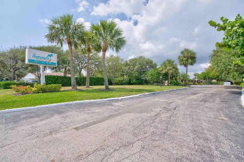 Tequesta Palms Inn - image 30