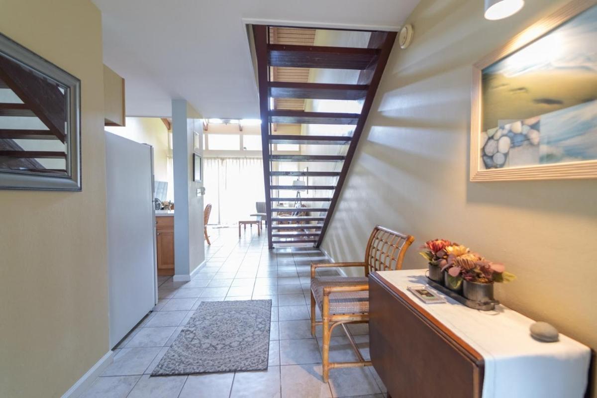 Hale Lilly Condo - main image