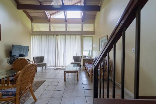 Hale Lilly Condo - image 15