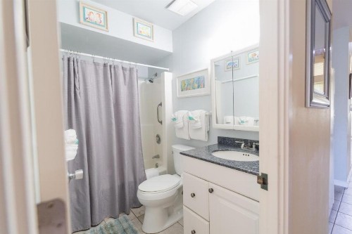 Hale Lilly Condo - image 16