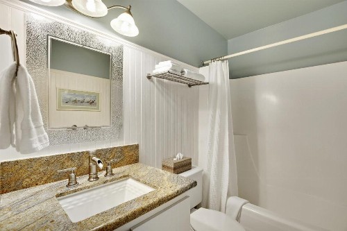Blue Hawaii Condo - image 12
