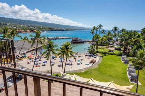 Courtyard by Marriott King Kamehameha's Kona Beach Hotel - image 13