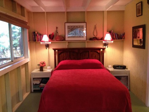 Carson's Kaloko Mountain Cabin - image 11