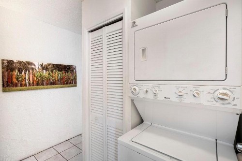 Alii Apartment 340 - image 17