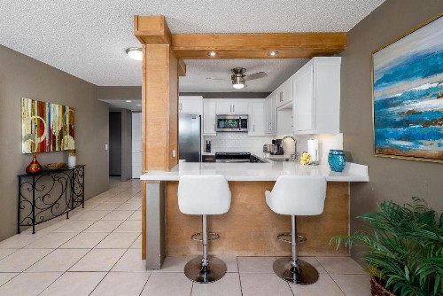 Kona Pacific B409 - image 24
