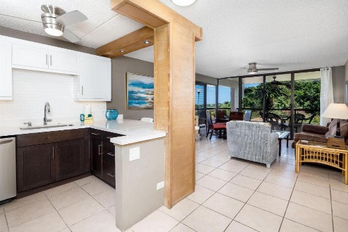 Kona Pacific B409 - image 9