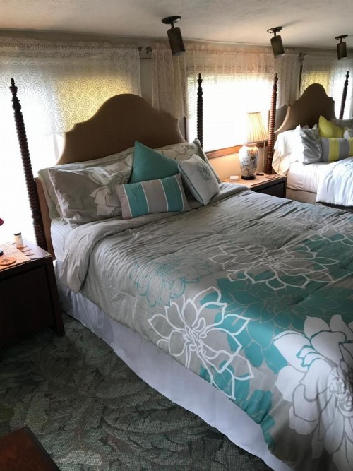 Hale Maluhia Country Inn - image 11