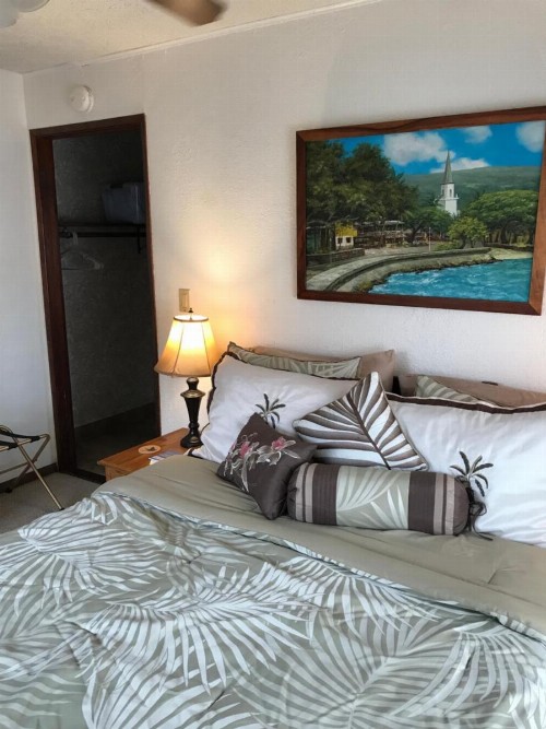 Hale Maluhia Country Inn - image 16