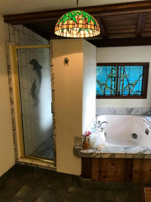 Hale Maluhia Country Inn - image 19