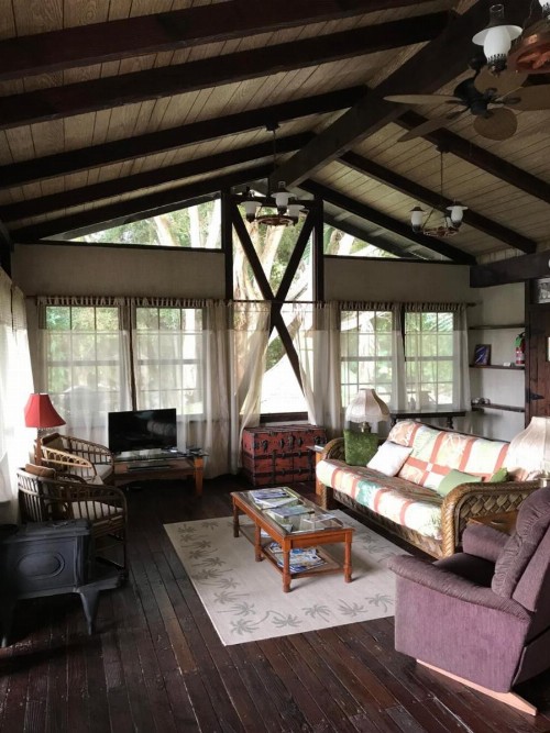 Hale Maluhia Country Inn - image 20