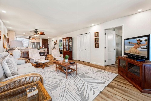 Country Club Villas#115 - image 15
