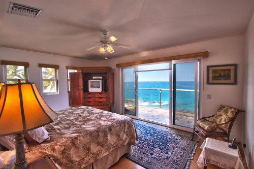 Hale Honu - Spectacular Oceanfront Home w/ central A/C Wading Pool & Hottub - image 12