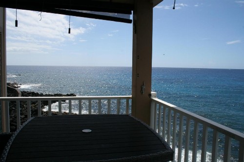 Oceanfront Paradise with private lanai overlooking Kailua Bay - image 23