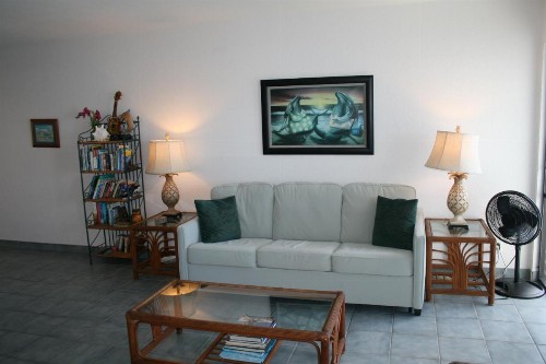 Oceanfront Paradise with private lanai overlooking Kailua Bay - image 26