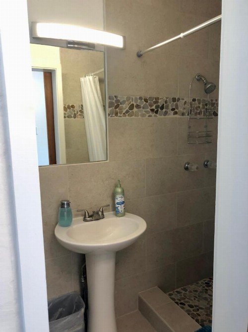 Kona Tiki Hotel - image 28