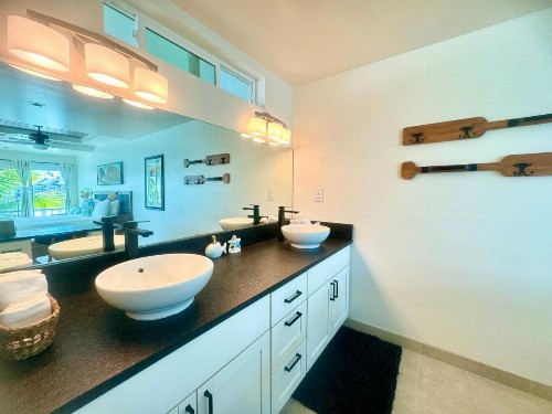 Kona Tiki Hotel - image 4