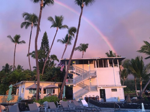 Kona Tiki Hotel - image 6