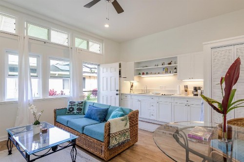 Hula Girl Cottage