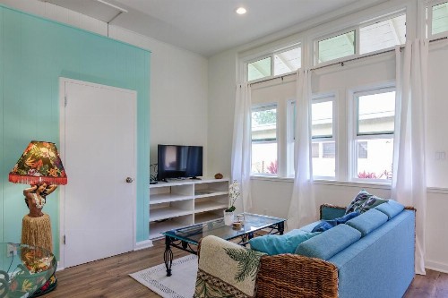 Hula Girl Cottage - image 11